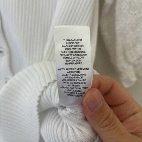 Elie. Elie Tahari white ribbed button‎ down eyelet sleeve top Size Large - Picture 6 of 7